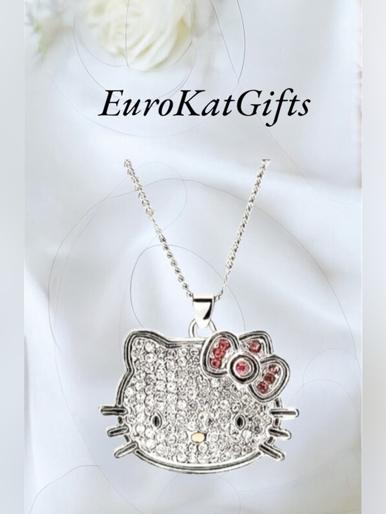 ** Jewelry - Hello Kitty Cat Necklace Pendant Sanrio Fashion Jewelry NEW NWT
